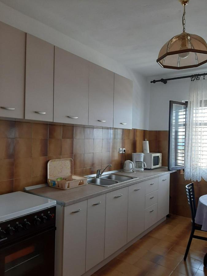 Apartments Grozdana ツリクヴェニツァ エクステリア 写真