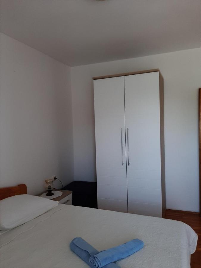 Apartments Grozdana ツリクヴェニツァ エクステリア 写真
