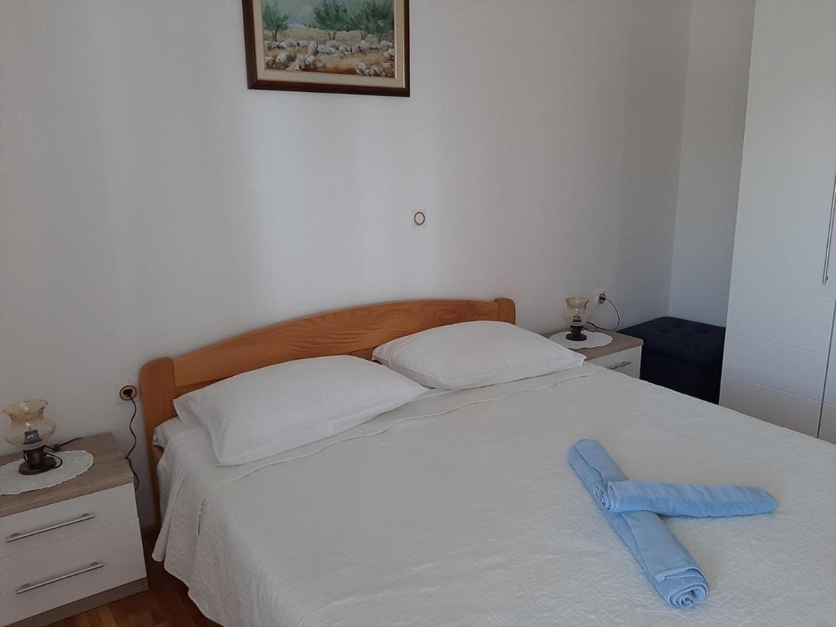 Apartments Grozdana ツリクヴェニツァ エクステリア 写真