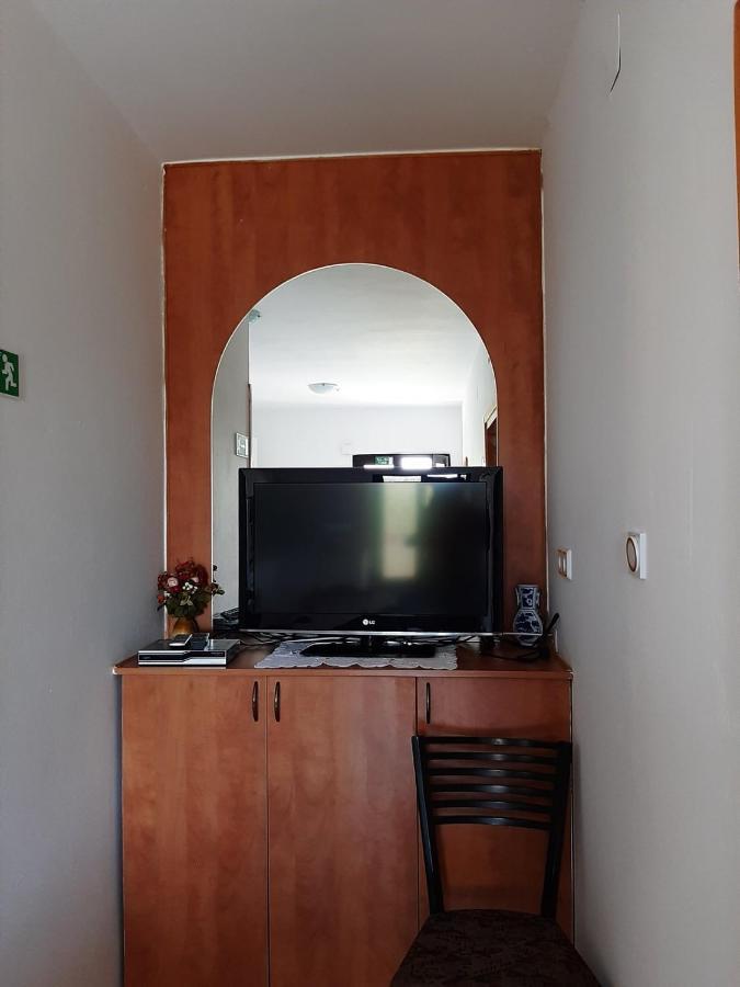 Apartments Grozdana ツリクヴェニツァ エクステリア 写真